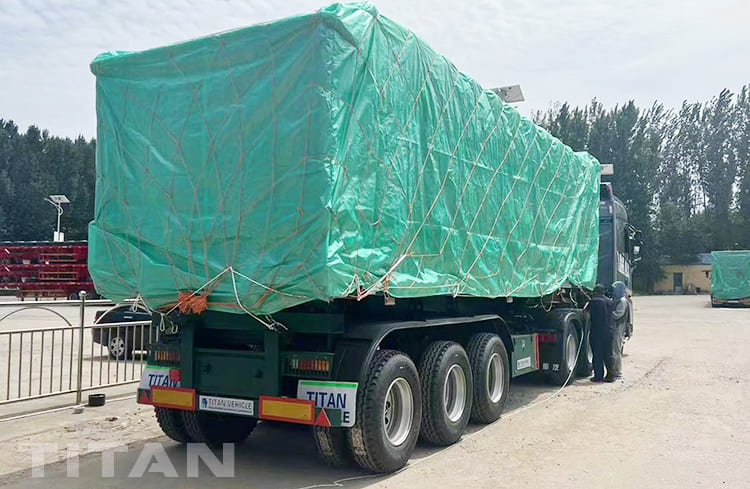 Cần b&aacute;n xe đầu k&eacute;o xếp thứ tự ba trục 50T tại Tanzania