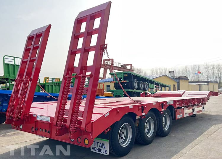 Rơ mo&oacute;c giường thấp thủy lực 3 trục 40 feet để b&aacute;n ở Burundi