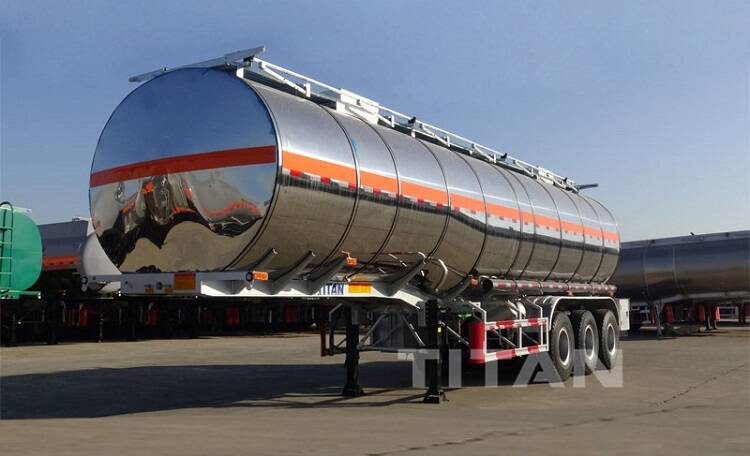 Stainless Steel Oil Tanker Truck