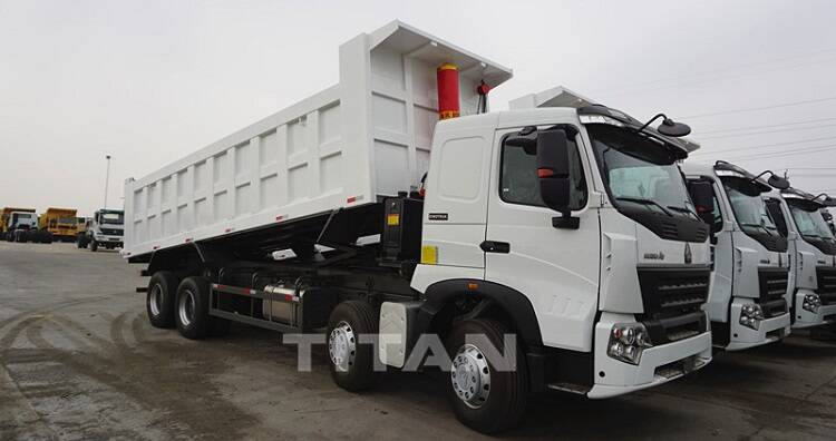 HOWO 8x4 Tipping Truck