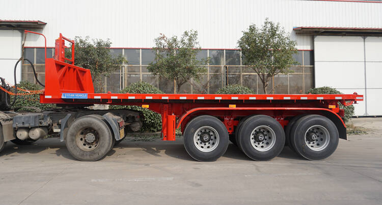 Flatbed dump trailers with hydraulic cylinder