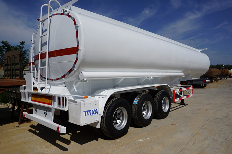Tri Axle Fuel Oil Tanker Trailer for Sale