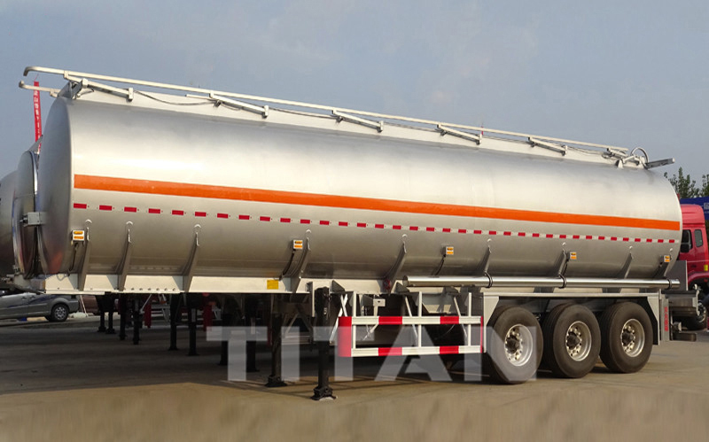 Tri Axle Aluminum Tanker Trailer for Sale In Burkina Faso BFDGU