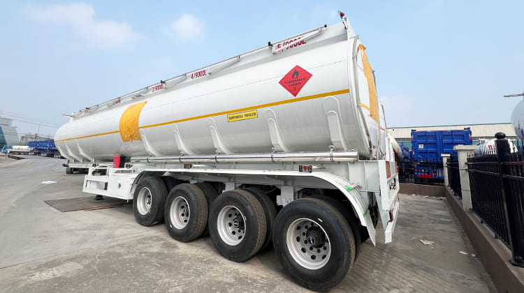 Superdoll Trailer Manufacture | 45000L Diesel Fuel Tanker Trailer for Sale in Tanzania